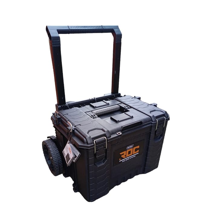 ROC PRO GEAR 2.0 ĮRANKIŲ DĖŽĖ ANT RATUKŲ