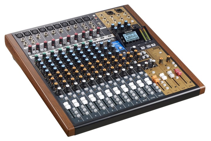Tascam MODEL 16 garsų maišiklis 16 kanalai 20 - 30000 Hz Juoda, Auksas, Medis