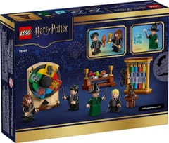 LEGO HARRY POTTER 76460 Hogvartso pilis - Rūšiuojančios skrybėlės ceremonija 2