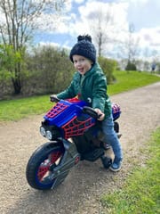 Vaikiškas elektrinis raitelis Žmogus-voras Huffy motociklas 17345W 7