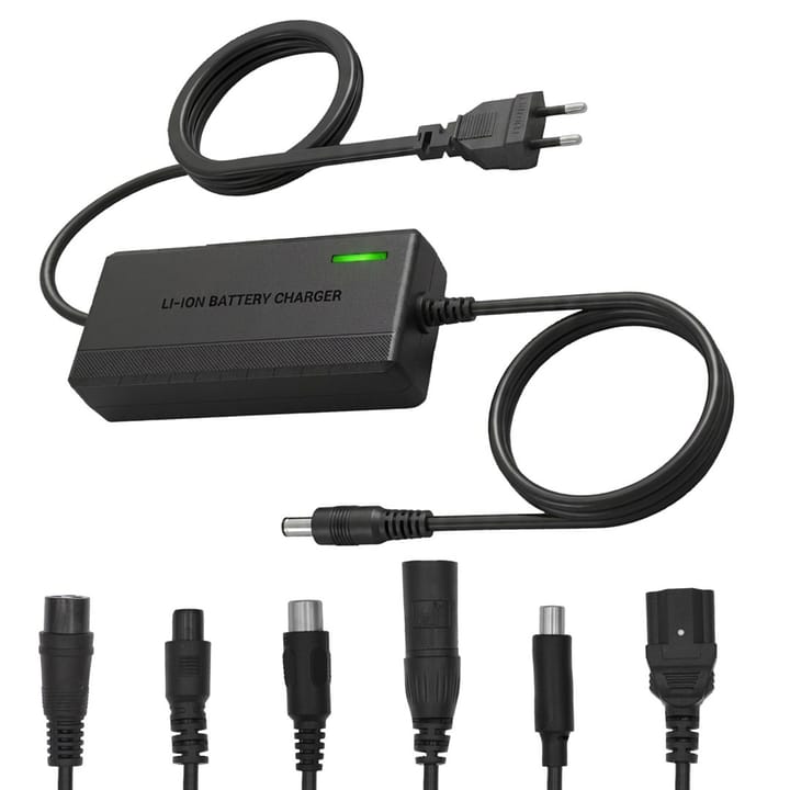 „Maclean Energy“ universalus įkroviklis / maitinimo adapteris paspirtukams, 54,6 V DC, 2 A, maks. 110 W, 6 jungtys, MCE665
