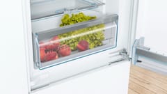 Bosch Serie 6 KIS87AFE0 šaldytuvas-šaldiklis Įmontuoti 272 L E Balta 5
