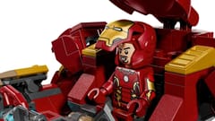 LEGO MARVEL 76343 Epinė kova: Hulkbuster prieš Hulką 5