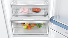 Bosch Serie 4 KIN86VFE0 šaldytuvas-šaldiklis Įmontuoti 260 L E 7