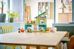 LEGO DUPLO 10470 3 in 1 modernus šeimos namas su figūrėlėmis 8