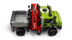 LEGO TECHNIC 42242 Mercedes-Benz Unimog U 5023 su kranu 6