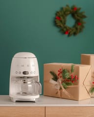 Smeg DCF02CREU kavos aparatas Rankinis Lašelinis kavos aparatas 1,4 L 8
