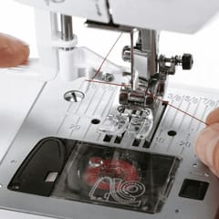 Singer 7640 sewing machine, electric current, white 4