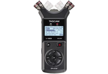 Tascam DR-07XP - Nešiojamasis skaitmeninis diktofonas su USB sąsaja