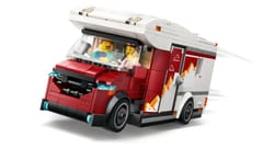 LEGO CITY 60454 Nuotykių kupinas atostogų kemperis 3