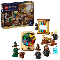 LEGO HARRY POTTER 76460 Hogvartso pilis - Rūšiuojančios skrybėlės ceremonija 1