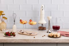 Smeg HBF03CREU trintuvas Panardinamas maišytuvas 700 W Kreminė spalva 2