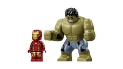 LEGO MARVEL 76343 Epinė kova: Hulkbuster prieš Hulką 6