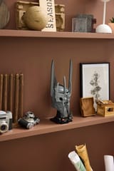 LEGO ICONS 11373 Žiedų valdovas: Saurono šalmas 8