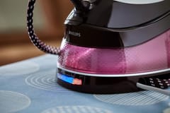 Philips GC7842/40 lygintuvas su garų generatoriumi 2400 W 1,5 L „SteamGlide Plus“ padas Violetinė, Balta 5