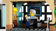 LEGO CITY 60469 Centrinė traukinių stotis 6