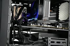 Actina 5901443445111 PC AMD Ryzen™ 5 8400F 16 GB DDR5-SDRAM 1 TB SSD AMD Radeon RX 7600 „Midi Tower“ Juoda 8
