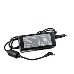 Įkroviklis nešiojamam kompiuteriui ASUS 40 W, 19 V, 2,1 A, kištukas 2,5 × 0,7 mm