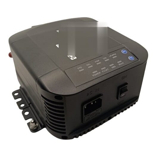 Automatinis švino rūgšties / LiFePO4 akumuliatoriaus įkroviklis, 12 V 10 A